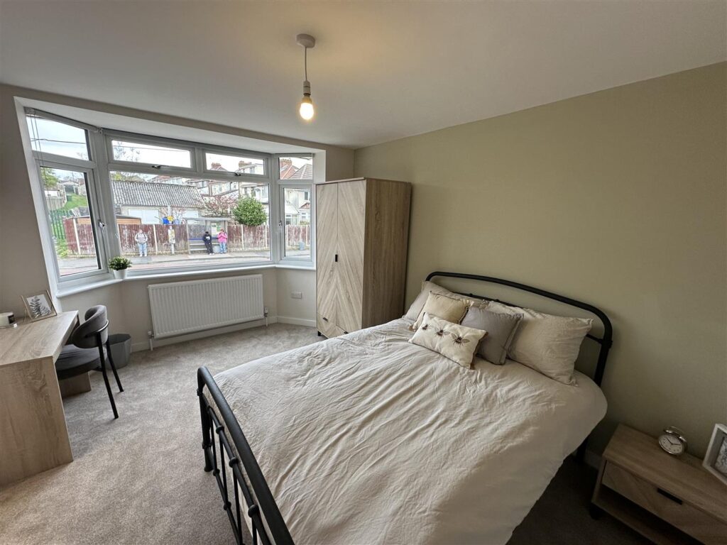 Filton Avenue, Filton